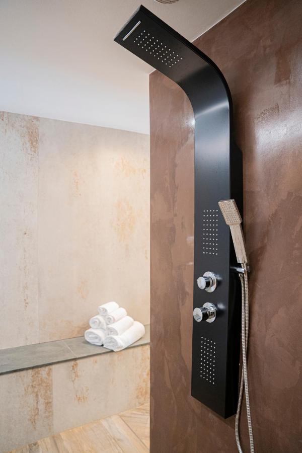 Vespa Apartments Moneglia Room photo
